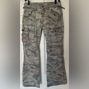 Nori Camouflage Utility Pants Juniors Size 9